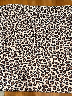 Leopard Print throw - Beige and Brown